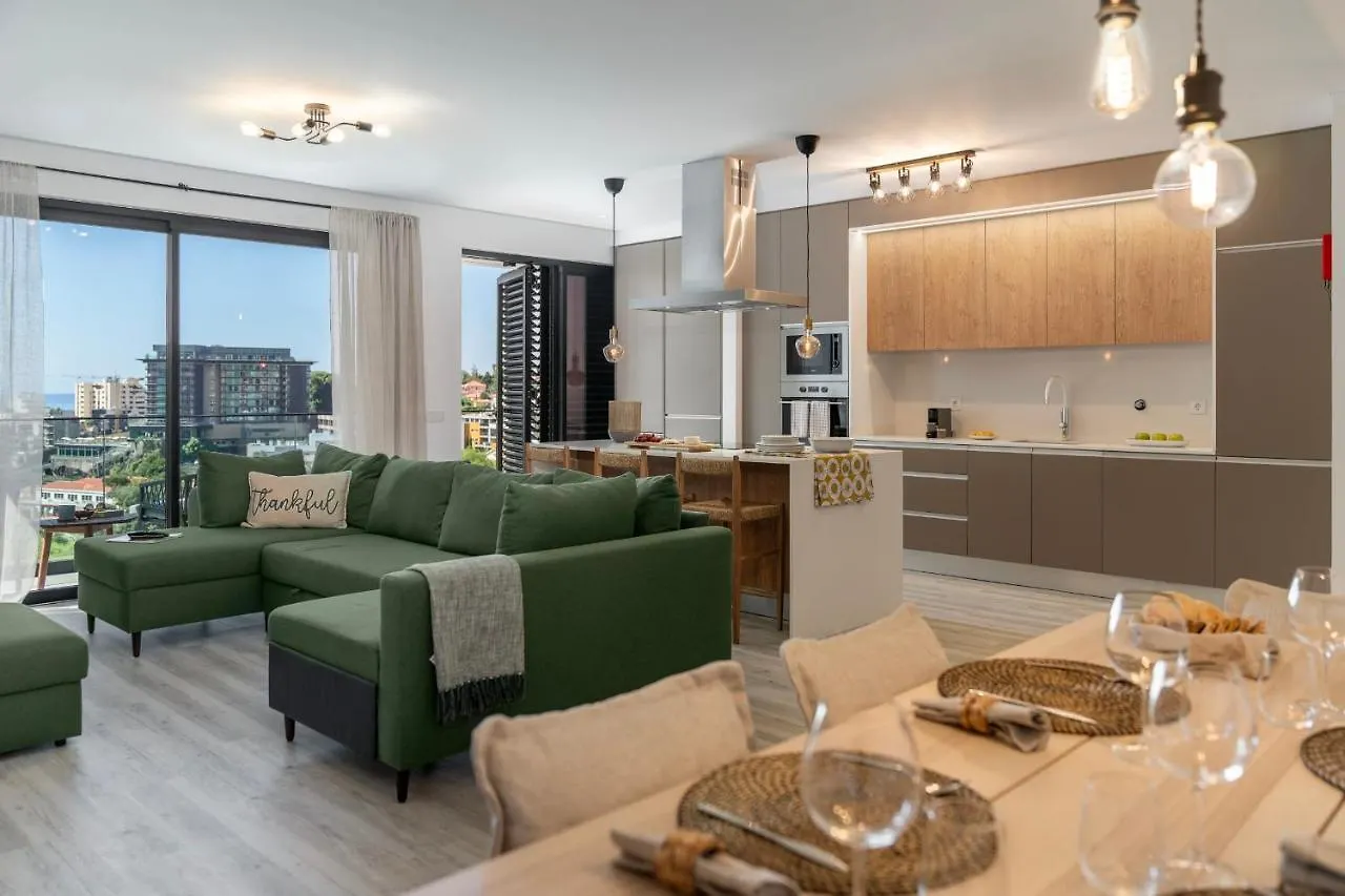 Uptown 13 Apartment By An Island Apart Funchal  0*, Funchal (Madeira)