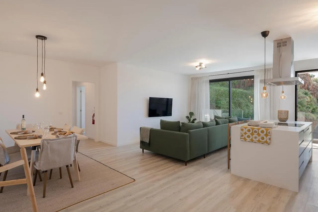 Uptown 13 Apartment By An Island Apart Funchal